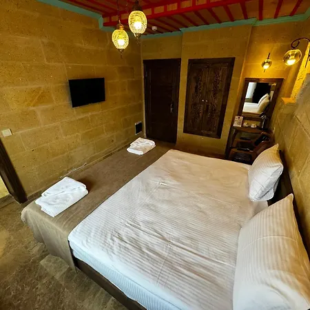 Rustic Caves *