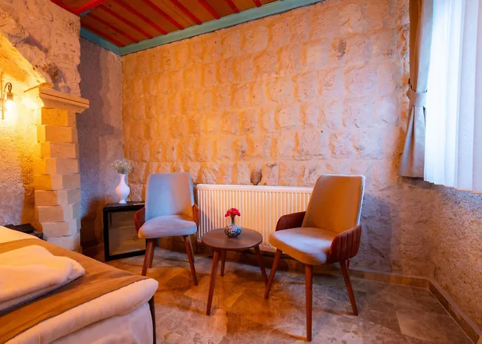 Hotel Rustic Caves *