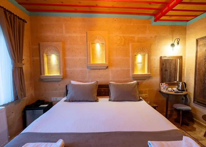 Rustic Caves * Γκόρεμε